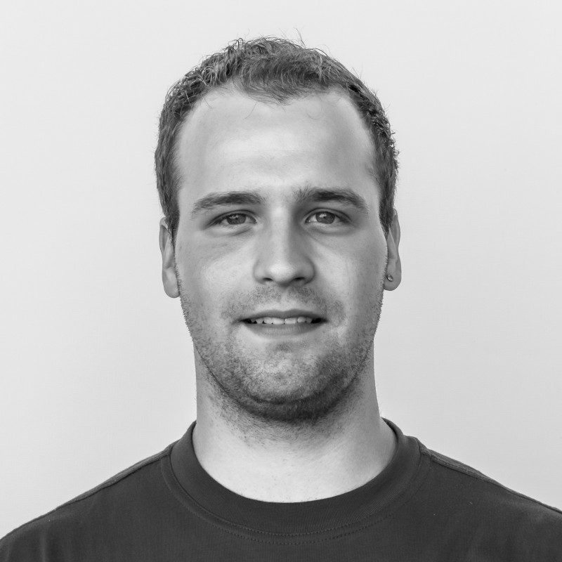 Rutzer Maik_Portrait_SW_1x1_1772x1772px_240dpi.jpg